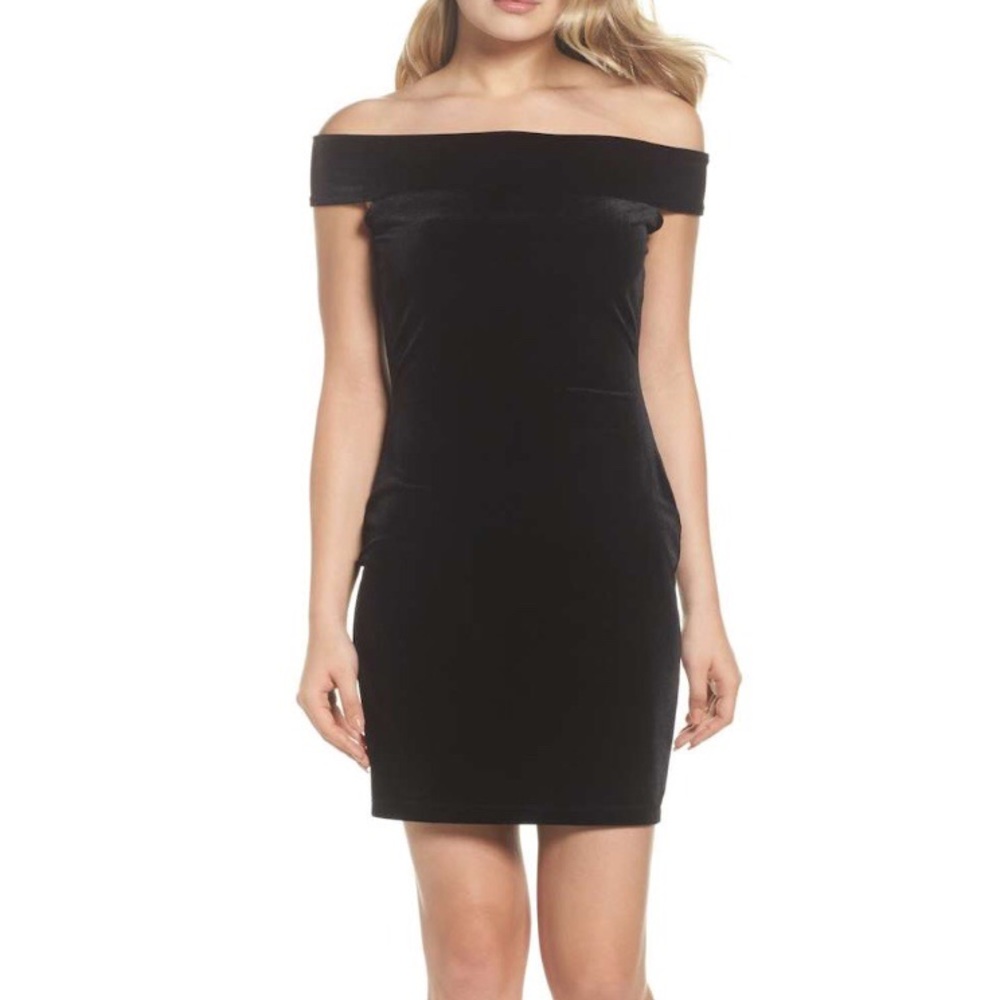 Off shoulder velvet mini dress